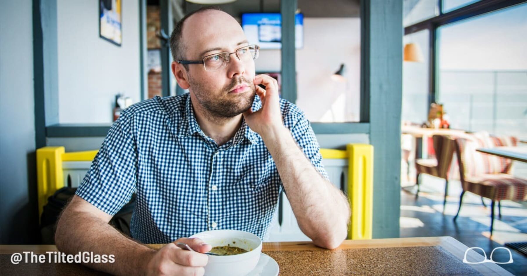Man Sits Alone in Cafe Every Day Without Phone and Just Stares